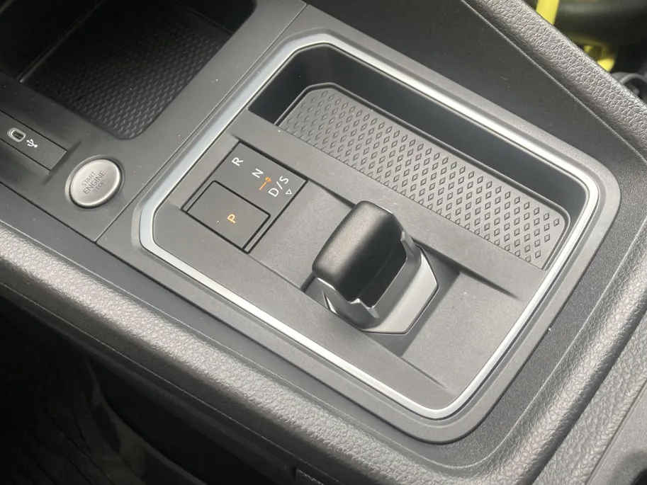 Ford Transit Connect 1.5 EcoBoost PHEV 150 pk L1 Trend AUTOMAAT Plugin Hybrid  118km elektrisch bereik-Navigatie-AppleCarplay/Android Auto