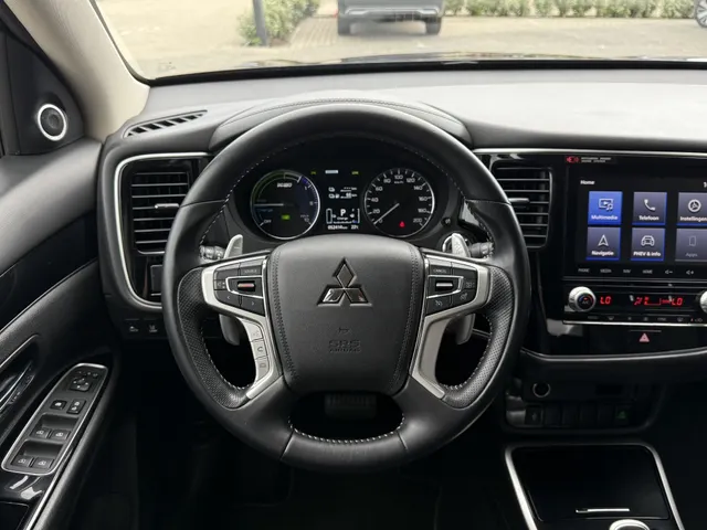 Mitsubishi Outlander 2.4 PHEV Intense+