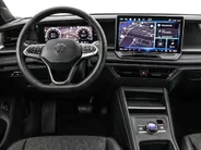 Volkswagen Tayron Life Edition 1.5 eHybrid 204 PK 6 versn. DSG · Rondomzichtcamera · Design Pakket Dark · Trekhaak inklapbaar, met elektrische ontgrendeling, incl. aanhangermanoeuvreerhulp Trailer Assist · · Voorraad OUTLET · Prijs is inclusief inruilpremie · MEGA SALE