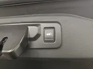 Renault Espace E-Tech full hybrid 200 techno 5p. AUTOMAAT AIRCO CAMERA CRUISE CONTROLE LM VELGEN HOGE INSTAP APPLE CARPLAY ANDROID AUTO  DEALER ONDERHOUDEN 1E EIGENAAR