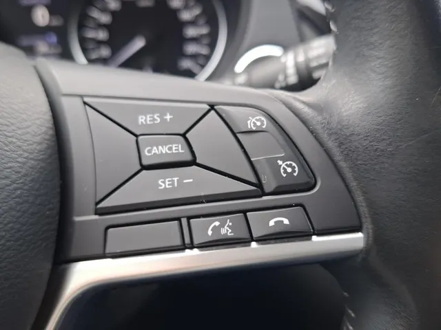 Nissan QASHQAI 1.2 115pk DIG-T XTRONIC N-Connecta | Trekhaak | Panoramadak | Navigatie | 360-Camera | Keyless