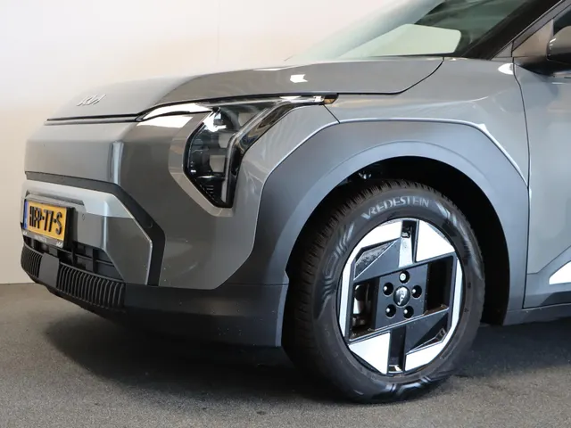 Kia EV3 Air 81.4 kWh