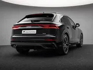 Audi Q8 55 TFSI 340pk Tiptronic Quattro Pro Line S · Panoramadak · Leder · Luchtvering · 360 Camera · Stoelmassage · Stoelventilatie · 22'' Inch · Bang & Olufsen ·