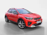 Kia Stonic 1.0 T-GDi MHEV GT-PlusLine 1e Eigenaar | Meest luxe uitvoering | Schuif-/kanteldak | Metallic lak | Cruise Control | camera | Carplay | Fabrieksgarantie | NAP