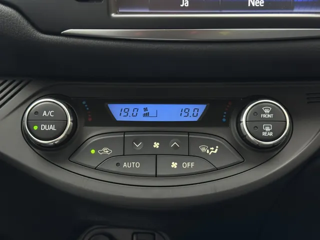 Toyota Yaris 1.5 Hyb. Design Sport