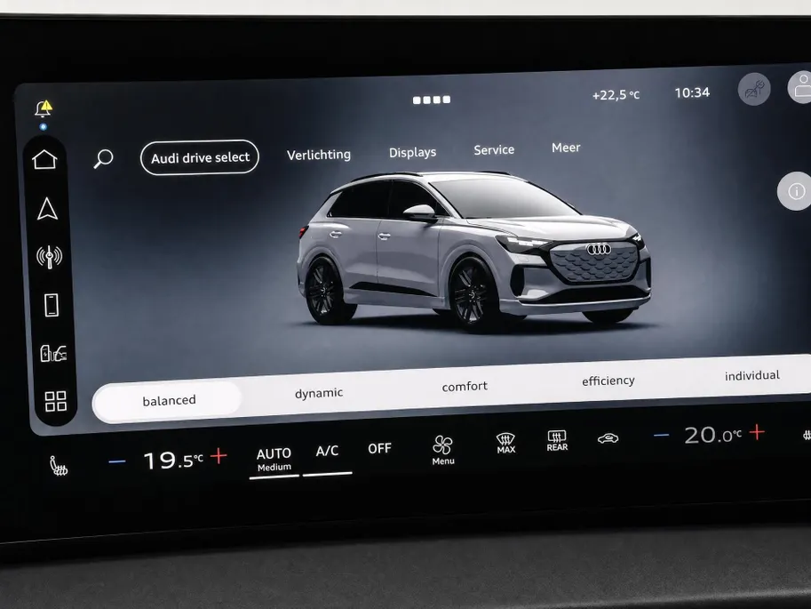 Audi Q4 Q4 S edition performance 82 kWh 286 PK · Glazen panoramdak · Trekhaak elek. wegklapbaar · Optiekpakket zwart