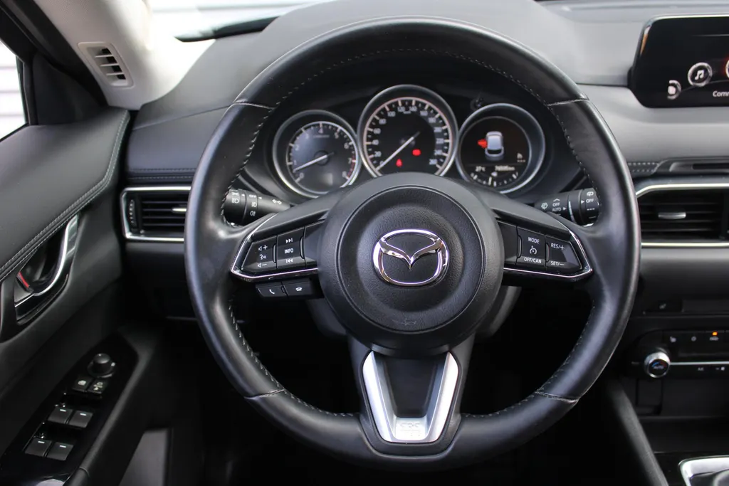 Mazda CX-5 2.0 SkyActiv-G 165 Comfort | Trekhaak | Stoel-/stuurverwarming | Dodehoek detectie | Carplay | Clima | 19' LM | Parkeersensor v+a | LED |