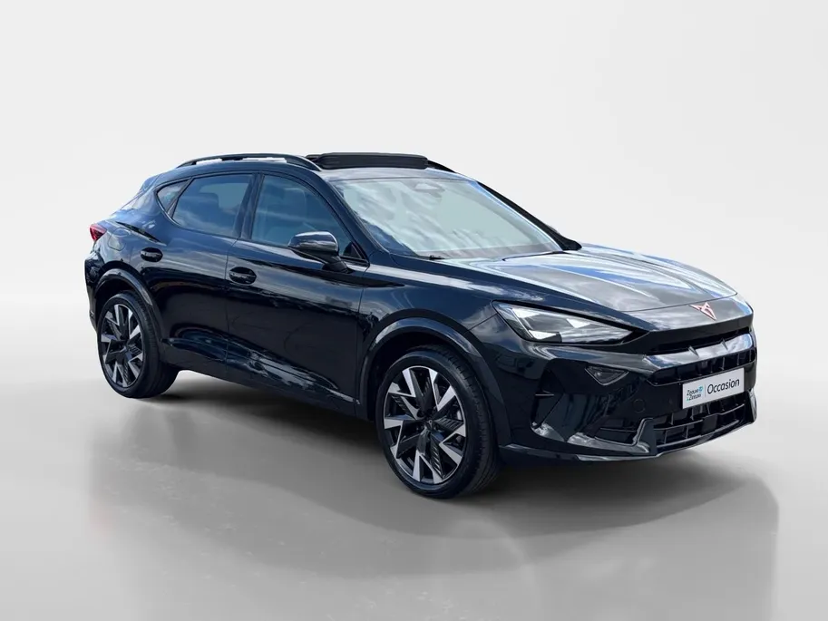 CUPRA Formentor 1.5 - 204PK TSI e-Hybrid Business Automaat | NIEUWE AUTO | Elektrisch Wegklapbare Trekhaak | Schuif/Kantel Dak | Digital Cockpit | Camera | Parkeersensoren | Stoelverwarming | Stuurwielverwarming | Apple CarPlay/Android Auto |