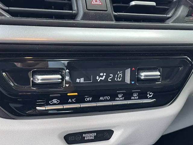 Suzuki Swift 1.2 Style Smart Hybrid