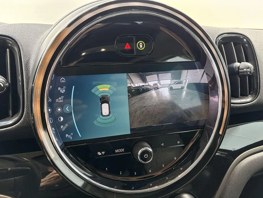 MINI Countryman Cooper SE ALL4 Essence