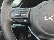 Kia Stonic 1.0 T-GDi MHEV GT-PlusLine | Hoge zit | Meest complete uitvoering | Navi | Apple CarPlay Android Auto | Trekhaak | Stoel & stuurverwarming | Fabrieksgarantie | NAP