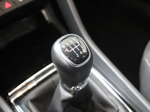 Škoda Karoq 1.0 TSI Clever Edition Android Auto / Apple Carplay | Climate Control | Stoelverwarming | PDC
