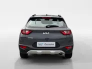 Kia Stonic 1.0T MHEV DynamicLine | Airco | Camera | Cruise Control | LM Velgen | Apple Carplay & Android Auto |