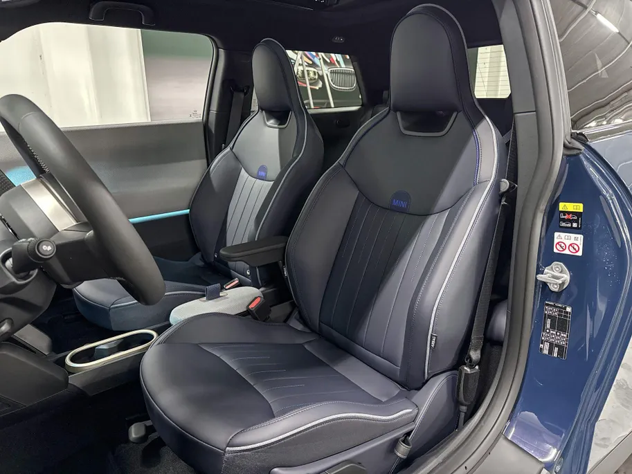 MINI Cooper 3-deurs Electric Cooper SE Favoured M 54.2 kWh