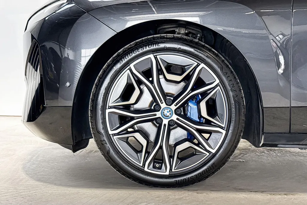 BMW iX xDrive40 High Executive Sportpakket