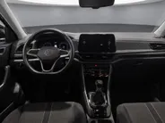 Volkswagen T-Roc 1.0 TSI 110pk Life Business · Apple/Android Car Play · Navigatie · P-Sensoren · Stoelverwarming · Virtual Cockpit · Garantie t/m 04-01-2028 of 100.000km