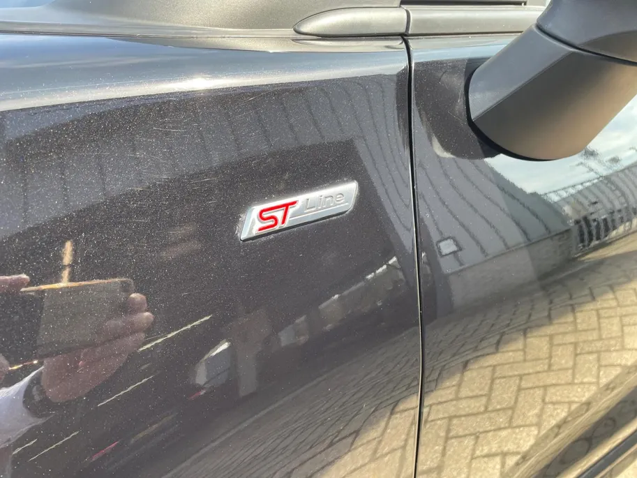 Ford Puma 1.0 EcoBoost Hybrid ST-Line | Trekhaak | Stuur stoel en voorruitverwarming | Navigatie | Lm velgen
