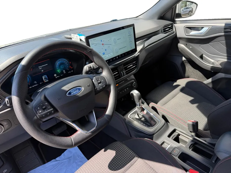 Ford Focus Wagon 1.0 EcoBoost Hybrid ST Line X | Automaat | Panorama dak | Adaptieve Cruise Control