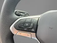 Volkswagen Tiguan 1.5eHybrid/204PK DSG R-Line · Panoramadak · Leder · 360 Camera · Stoelventilatie · Massage · Keyless · Harman Kardon Audio · Garantie t/m 03-04-2030 of 100.000km