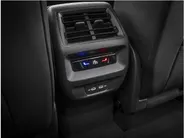 Volkswagen Tiguan Limited Edition 1.5 eHybrid 204 PK 6 versn. DSG · Design Pakket Dark · Trekhaak inklapbaar, met elektrische ontgrendeling, incl. aanhangermanoeuvreerhulp Trailer Assist ·