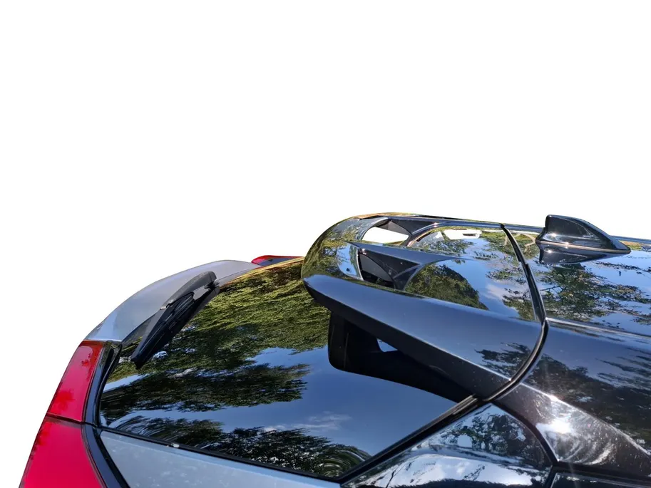 Toyota C-HR 1.8 Hybrid Dynamic Airco automatisch| Autonomous Emergency Braking | Cruise control adaptief | Lichtmetalen velgen 18' | Navigatiesysteem full map | Voorstoelen verwarmd