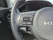 Kia e-Niro ExecutiveLine 64 kWh 1e Eigenaar | 3 Fase laden | Metallic lak | Trekhaak | Fabrieksgarantie 27-1-2029 + 3x 1 jaar* | NAP