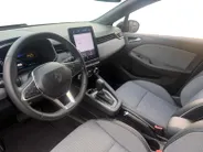 Renault Clio 145PK E-Tech Full Hybrid Techno Automaat | 9,3' Navi | Climate Control | Camera | Parkeersensoren | Apple CarPlay/Android Auto | Digital Cockpit | Cruise Control | Full LED | Lichtmetalen Velgen |