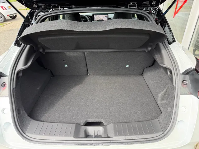 Nissan Juke Hybrid 143pk N-Design | NIEUW | € 4.000 korting | Cold Pack | Technology Pack | App Connect | 360-Camera | Blind Spot | Keyless