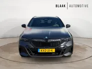 BMW 5 Serie Touring 530e M Sport-Pro Edition | matzwart | 21' individual | innovation | leer | head-up
