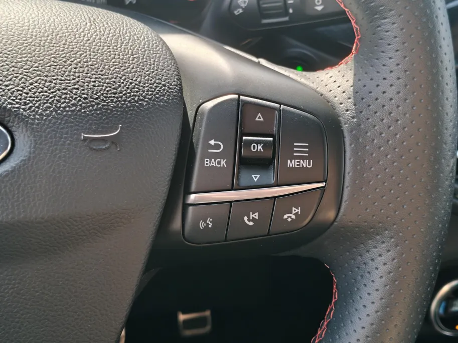 Ford Kuga 1.5 EcoBoost ST-Line X | WINTER PACK | TREKHAAK