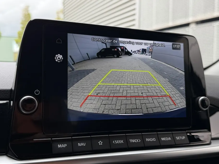 Kia Picanto 1.0 DPI DynamicPlusLine | Navi | Achteruitrijcamera | Parkeersensoren achter | Apple/Android carplay | Cruise control | LED | Privacy glass | LMV