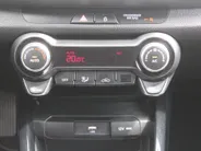 Kia Stonic 1.0 T-GDi MHEV DynamicPlusLine | Camera | Clima | Cruise | 16' LM | LED | Navi | Apple Carplay/Android Auto | Keyless | Automaat |