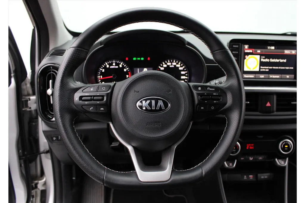 Kia Picanto 1.2 84pk 5-zits X-Line I NAVI | STOELVERWARMING I PDC | CAMERA |