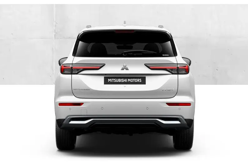 Mitsubishi Outlander 2.4 PHEV Instyle € 5.000 euro korting eigen voorraad| 8 jaar garantie| Snel leverbaar | Totaalprijs op is op