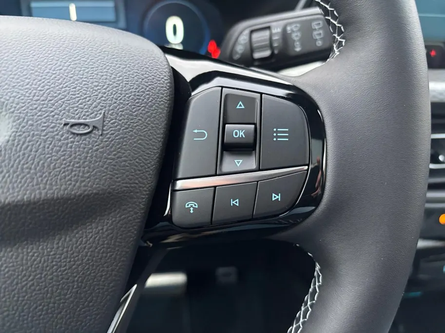 Ford Kuga 2.5 PHEV Sound Edition | Panoramadak | El. Trekhaak | B&O Premium Audio | 20' Lichtmetalen velgen | 360Camera | Adaptive Cruisecontrol | El. Achterklep | Dodehoekdetectie | Matrix Ledkoplampen | Unieke bekleding | El. Verst. voorstoelen |