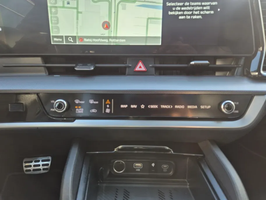Kia Sportage 1.6 T-GDi Hybrid GT-PlusLine | Cruise Control | Climate Control | Navigatie | Camera | Stoelverwarming | Stuurverwarming | Memory | Panoramadak |