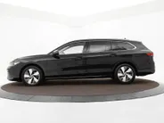 Volkswagen Passat Variant 1.5 eTSI 150pk DSG Business · Camera · Stuur- & Stoelverwarming · Apple/Android Car Play · Massagefunctie Voorstoelen · Garantie t/m 11-06-2028 of 100.000km