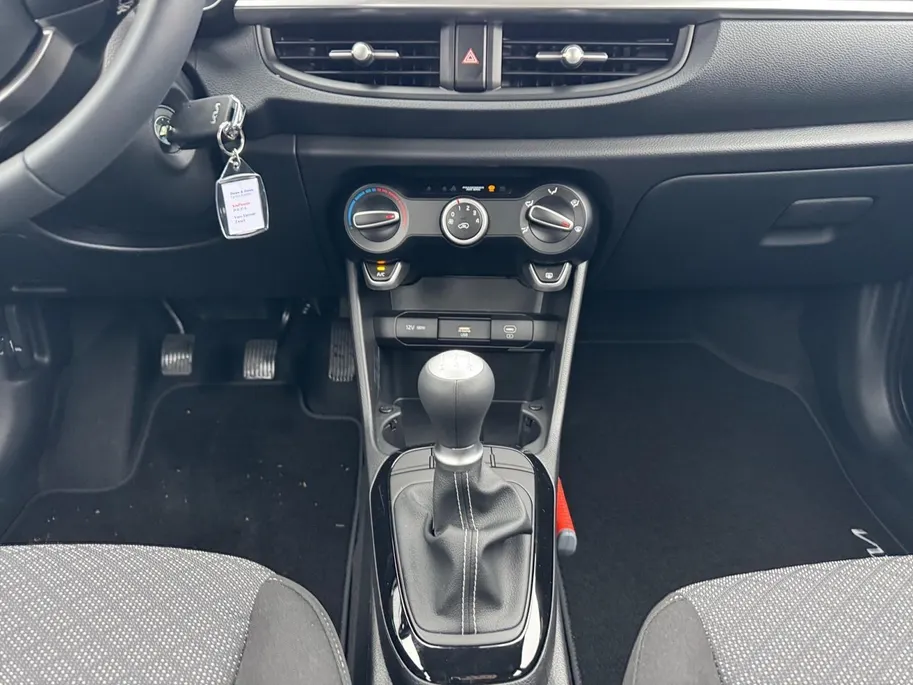 Kia Picanto 1.0 GDi DynamicLine | Demo | Direct Beschikbaar! | Navigatie | Airco | Cruise control | Camera | Apple Carplay / Android Auto |