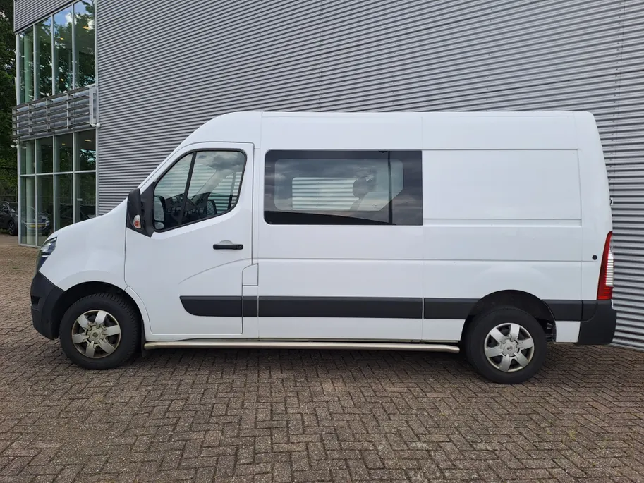 Nissan Interstar 2.3 dCi L2H2 N-Connecta | Dubbele Cabine | Camera | Airco | Trekhaak | Navigatie | Apple Carplay/Android Auto | Cruise Control