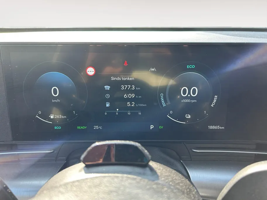 Hyundai Kona 1.6 GDI HEV Comfort Smart | Camera | Stoelverwarming | Navi | Elek. achterklep
