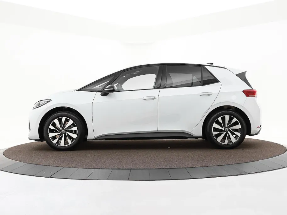 Volkswagen ID.3 (1) GP2 Style 61 kWh accu 190 PK elektr. aandrijving · Achteruitrijcamera · Draadloze telefoonlader · Zijruiten achter en achterruit getint ·