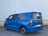 Ford Tourneo Custom E-Custom 65kW 218pk Sport 8- 340 L1H1 Sport ELEKTRISCH-Personenvervoer 8 zitplaatsen-Panoramadak-Sportuitvoering