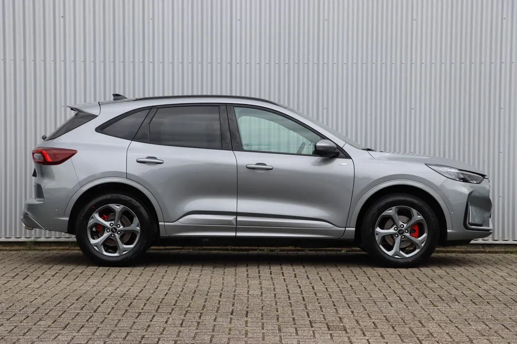 Ford Kuga 2.5 PHEV ST-Line X | Nieuw te bestellen | tot €4.000,- korting | 2100kg trekgewicht | 0,99% rente Ford Options!