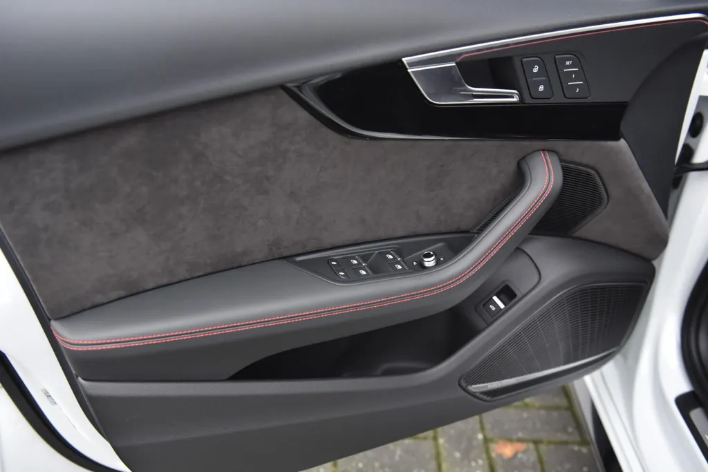 Audi RS4 Avant 2.9 TFSI RS4+ quattro