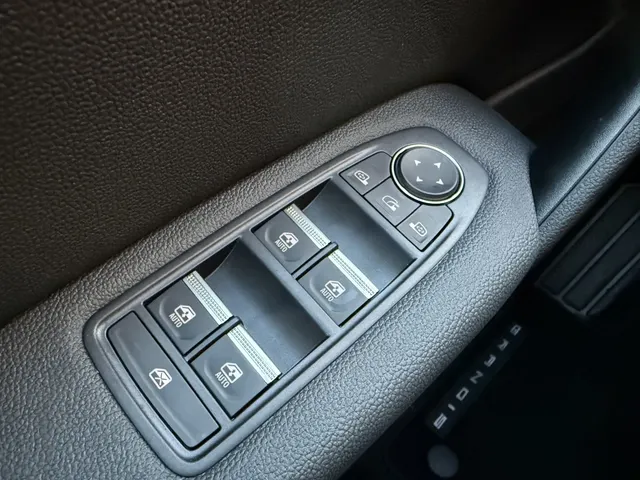 Mitsubishi Grandis 1.8i HEV Instyle | Panoramadak | Trekhaak