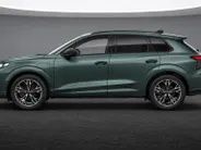 Audi Q3 e-hybrid S edition 272 PK · Glazen panoramadak · Trekhaak elek. wegklapbaar · Optiekpakket zwart