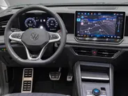 Volkswagen Tiguan 1.5 eTSI 130pk DSG Life Edition · 360 Camera · Inklap. Trekhaak · Stuur- & Stoelverwarming · Dodehoeksensoren · Apple/Android Car Play · Garantie t/m 17-11-2027