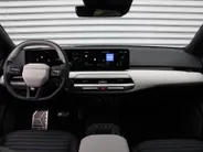 Kia EV4 GT-PlusLine 81.4 kWh | Schuifdak | Stuur-/stoelverwarming + ventilatie | Camera rondom | Elek. stoelverstelling | Leer | HUD | LED | 19' LM |