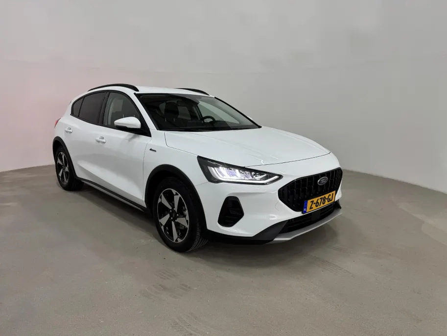 Ford Focus 1.0 EcoBoost Hybrid Active 125 PK | Automaat | Winterpack | Apple Carplay - Android Auto |  Full LED | Keyless Entry & Start |