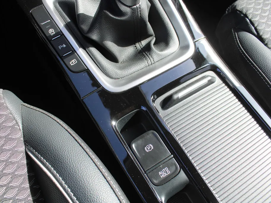 Kia Ceed Sportswagon 1.0 T-GDi DynamicPlusLine | Stoel- & stuurverwarming | Camera | Clima | Cruise | LED | Navi | Elek. achterklep | 16' LM |
